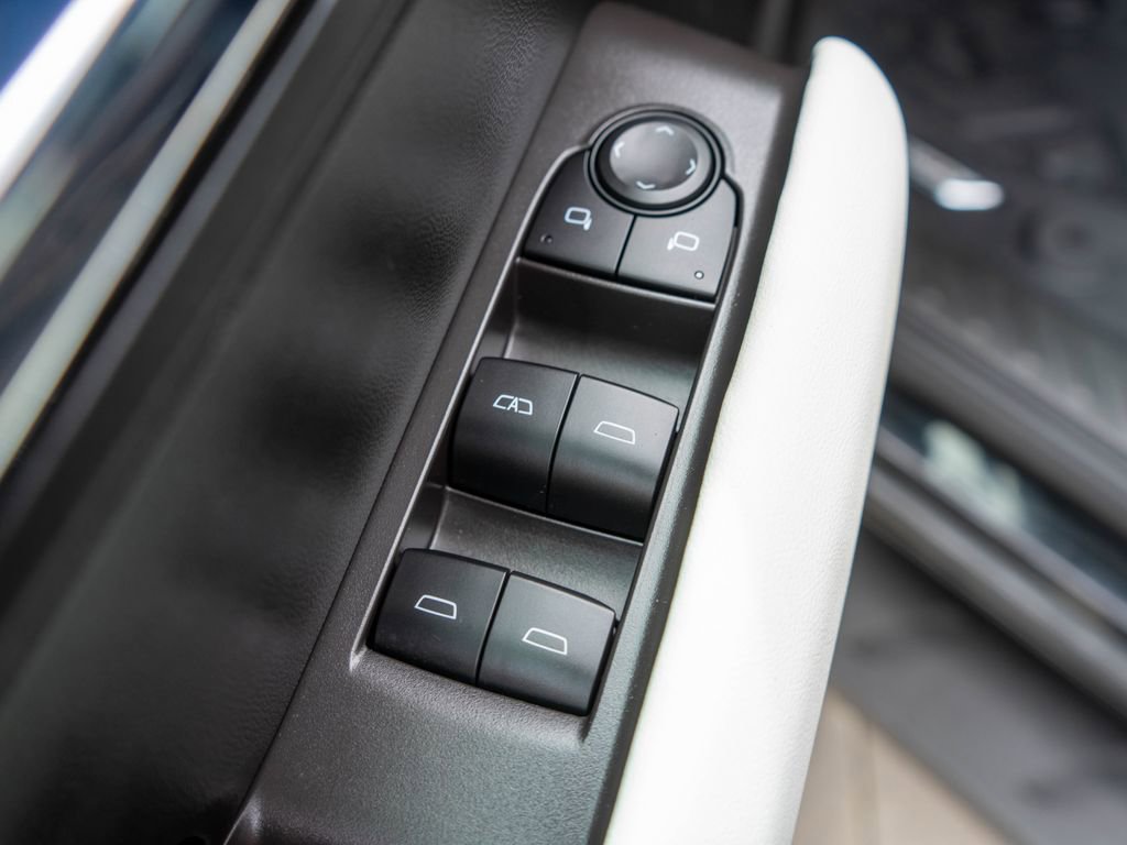 Used 2024 GMC Canyon AT4X AWD/4WD image 17