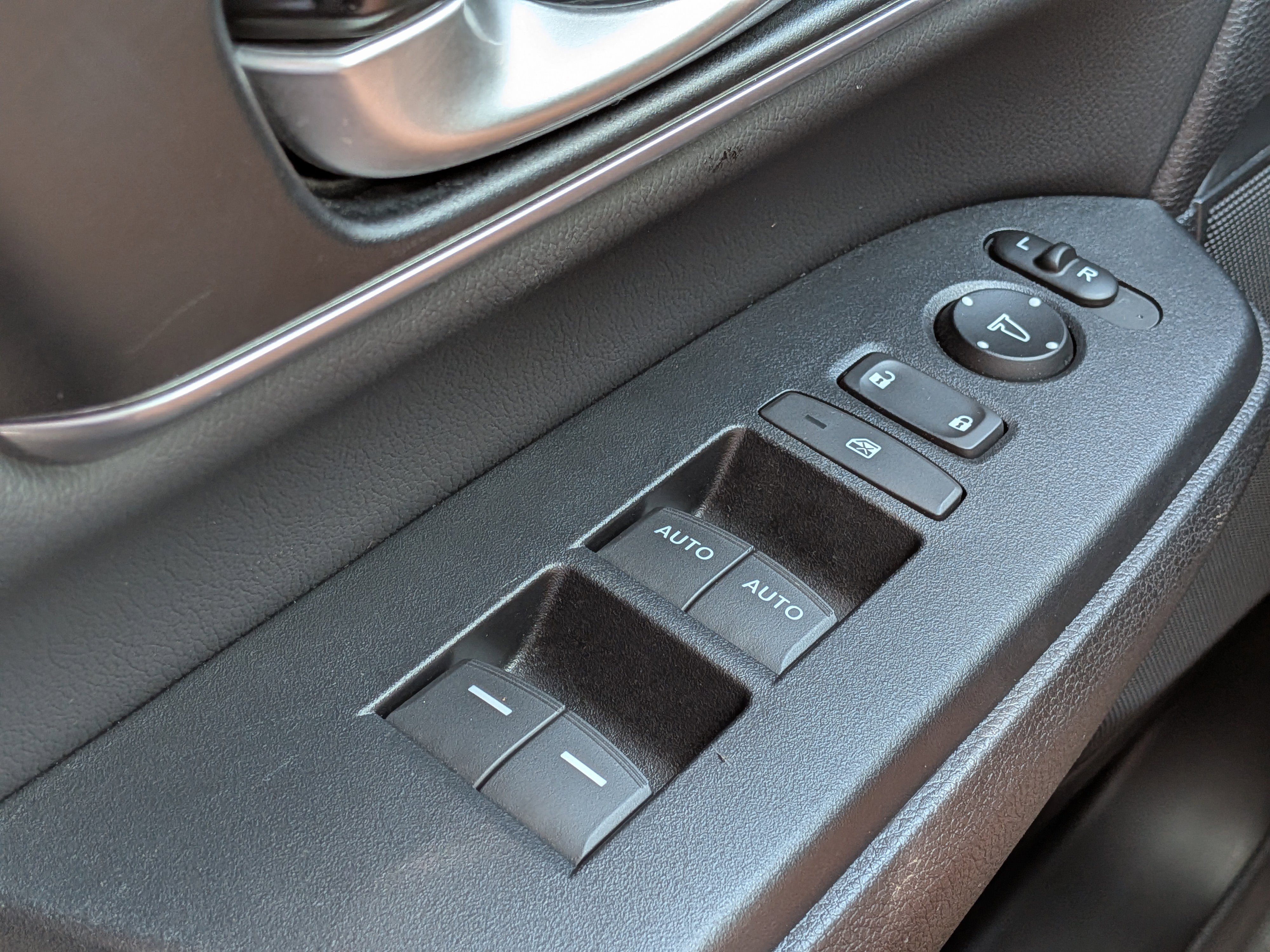 Used 2019 Honda CR-V EX-L image 24