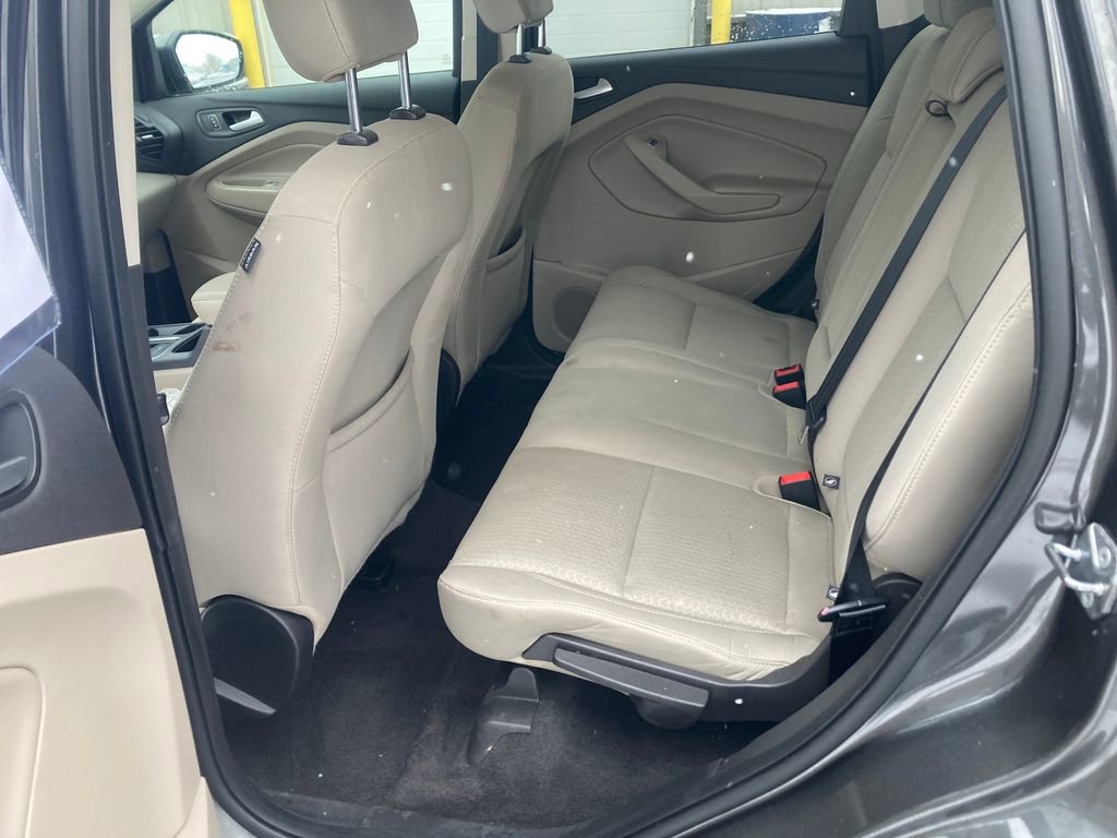 Used 2019 Ford Escape SE image 29