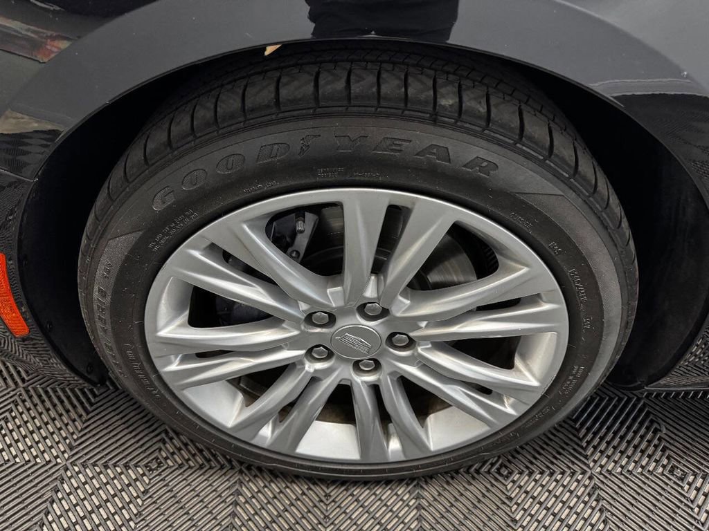 Used 2018 Cadillac XTS Luxury image 21