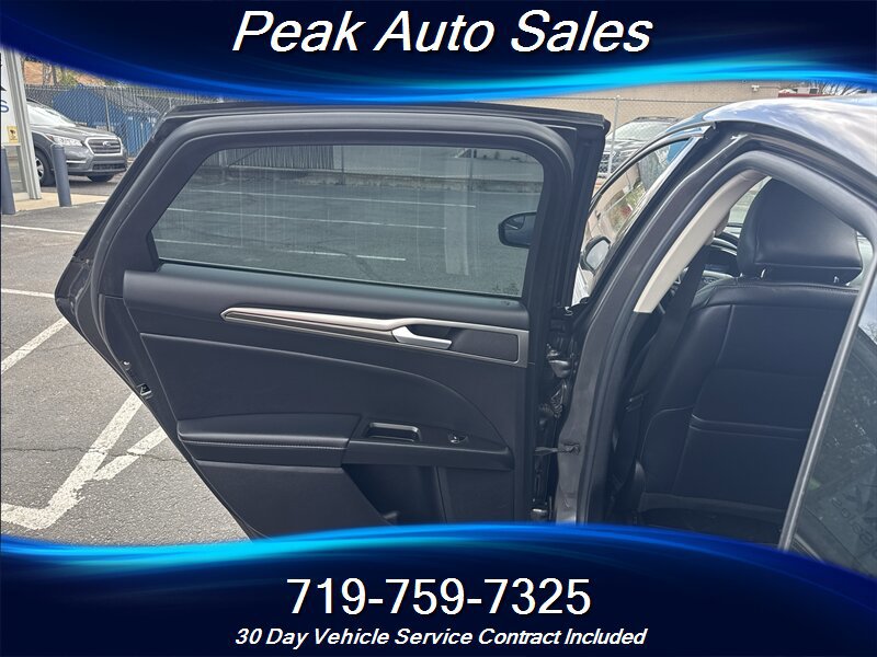 Used 2018 Ford Fusion SE w/ Equipment Group 602A FWD image 28