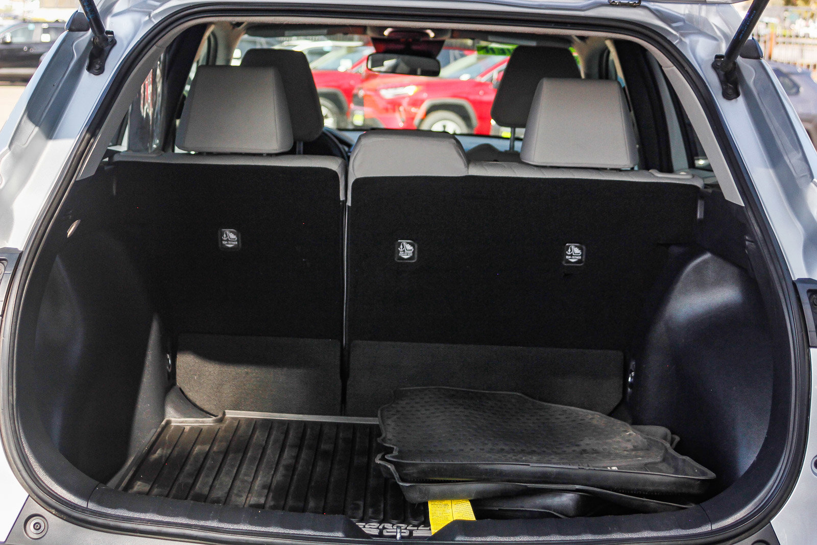 Used 2023 Toyota Corolla Cross L image 26