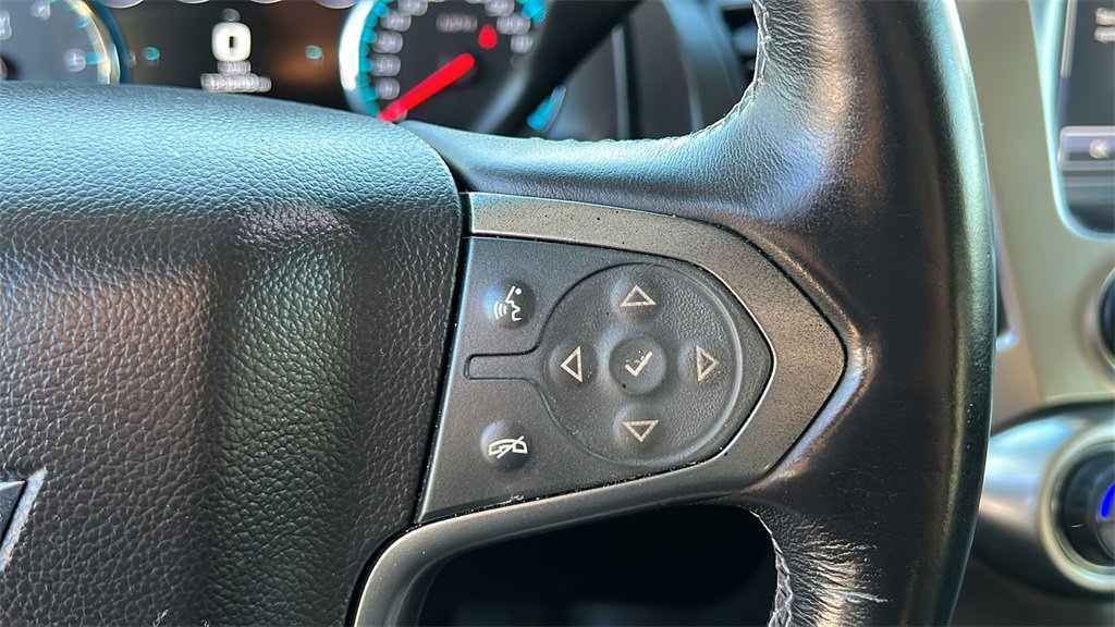 Used 2018 Chevrolet Suburban Premier image 14