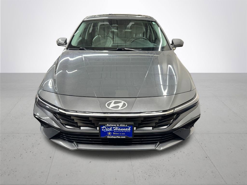 Used 2024 Hyundai Elantra Limited image 10