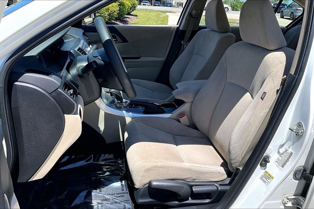 Used 2013 Honda Accord LX image 15