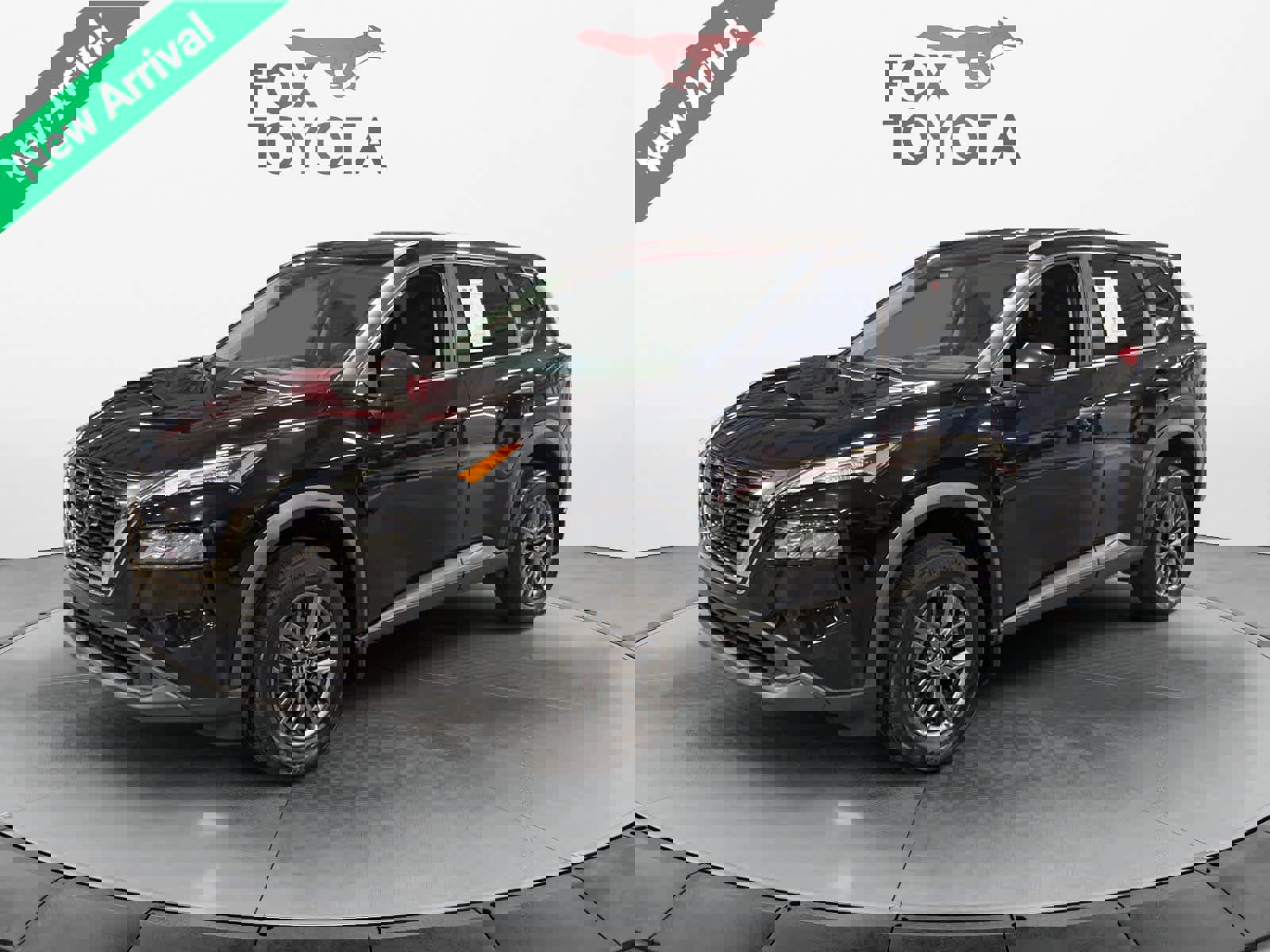 Used 2021 Nissan Rogue S image 1