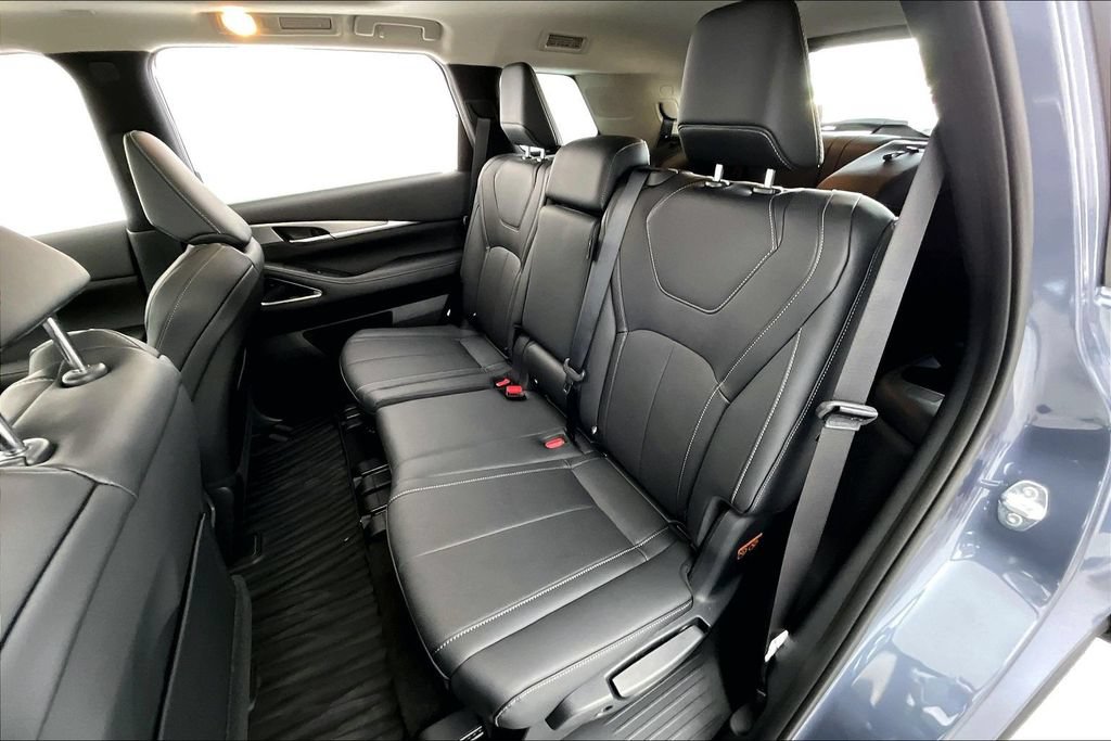 New 2027 INFINITI QX60 Luxe w/ Cargo Package FWD image 20