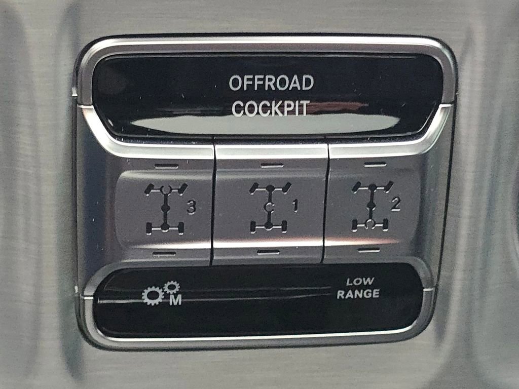 Used 2025 Mercedes-Benz G 63 AMG 4MATIC image 34