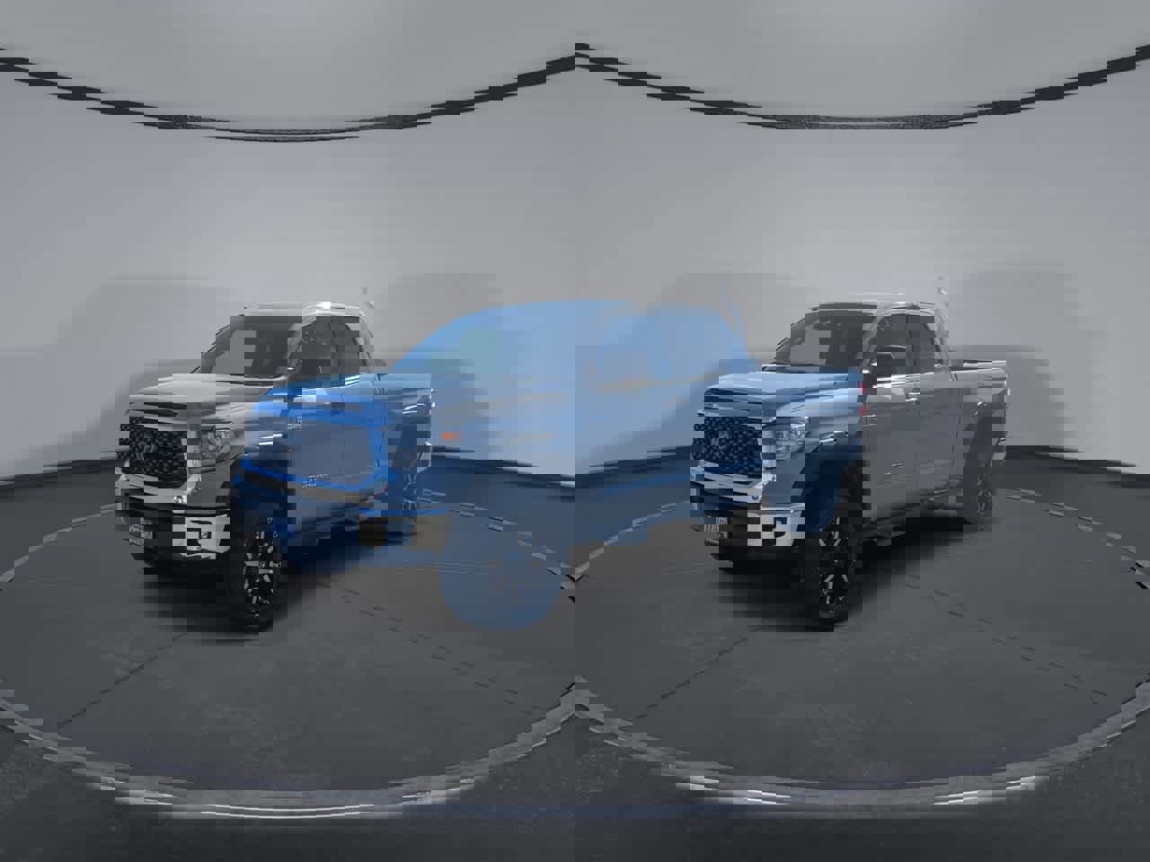 Used 2018 Toyota Tundra SR5 w/ TRD Off Road Package image 4