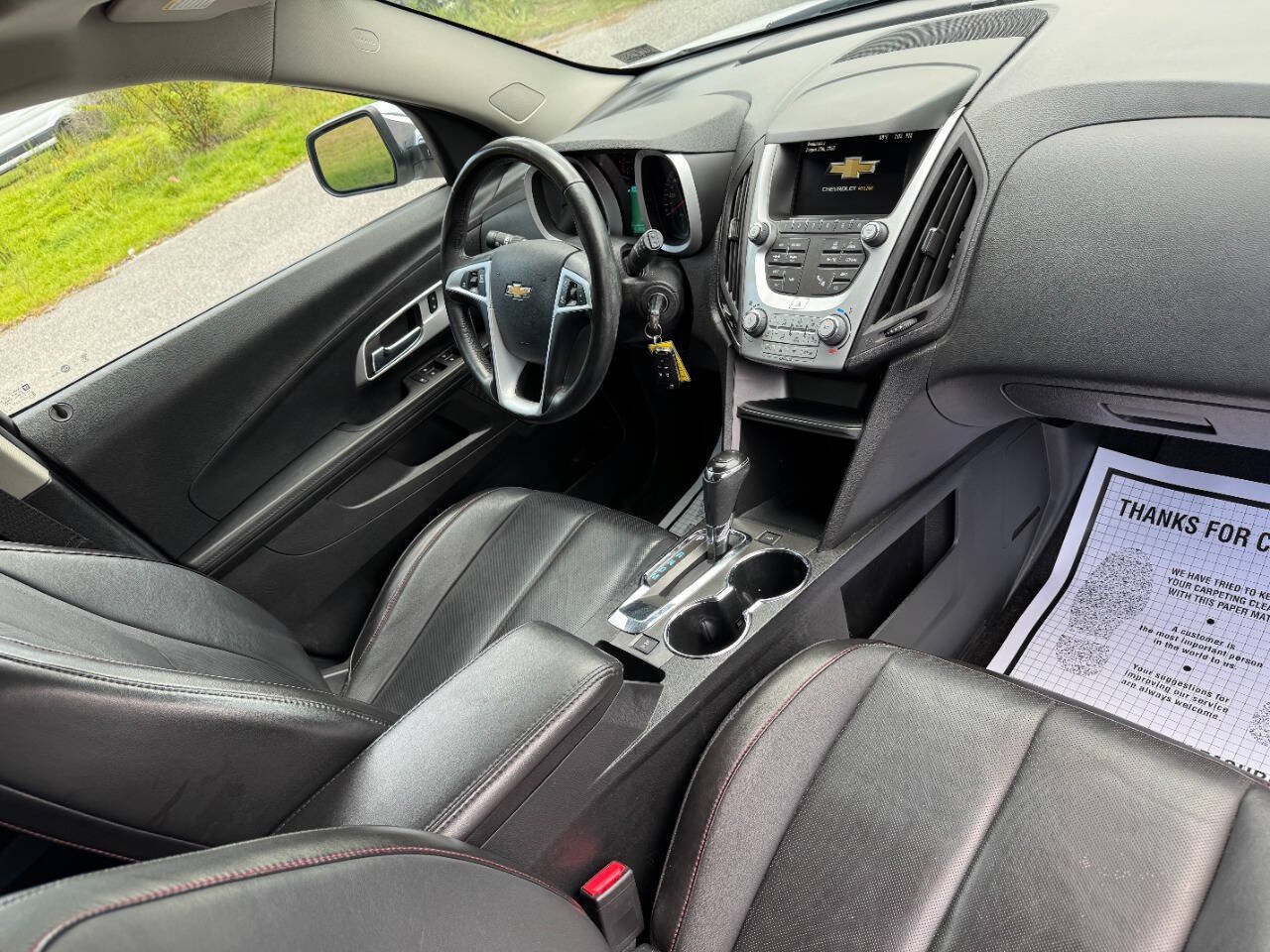 Used 2017 Chevrolet Equinox Premier w/ Enhanced Convenience Package AWD/4WD image 17