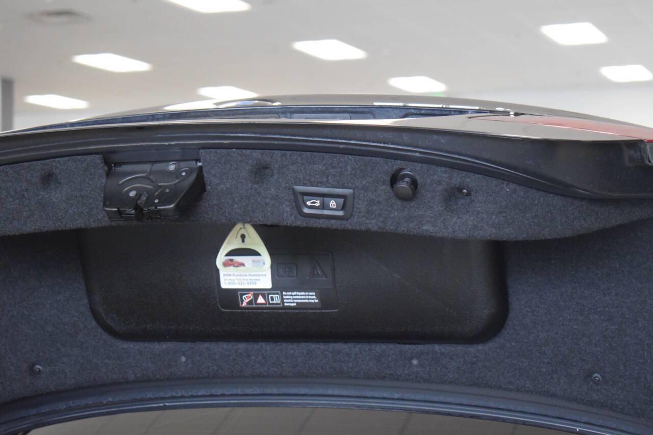 Used 2013 BMW 528i Sedan RWD image 25