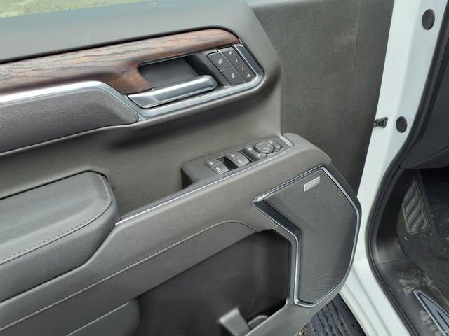 New 2026 GMC Sierra 1500 SLT w/ SLT Premium Plus Package image 17