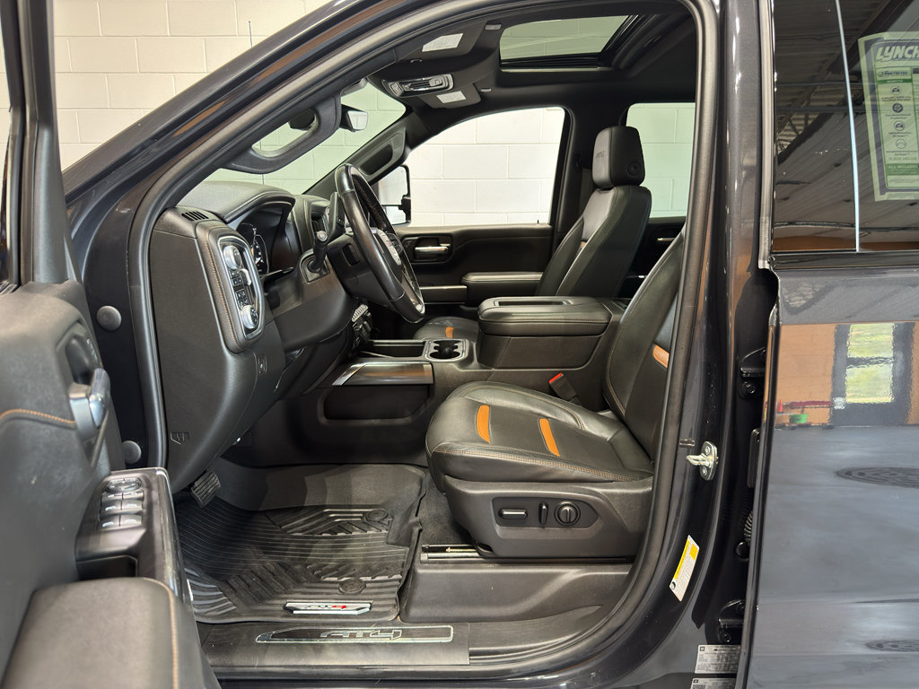 Used 2020 GMC Sierra 1500 AT4 w/ AT4 Premium Package AWD/4WD image 16