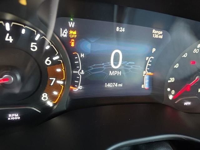 Used 2023 Jeep Compass Latitude image 4
