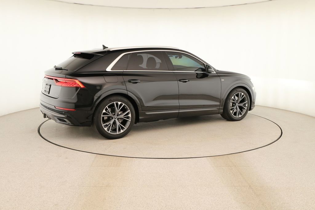 Used 2023 Audi Q8 Prestige w/ Prestige Package image 7