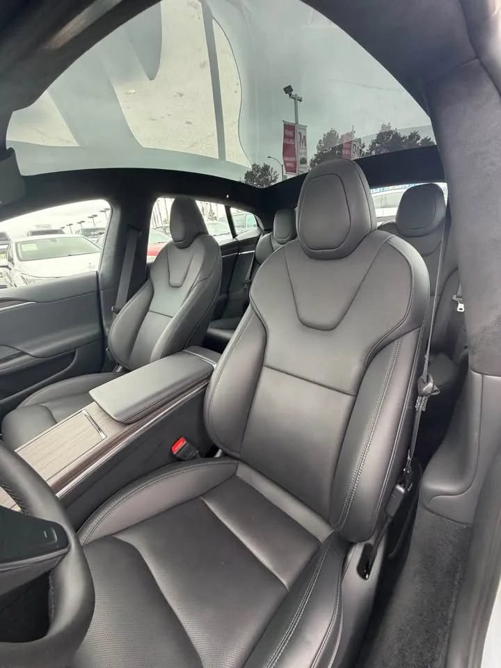 Used 2025 Tesla Model S AWD/4WD image 8