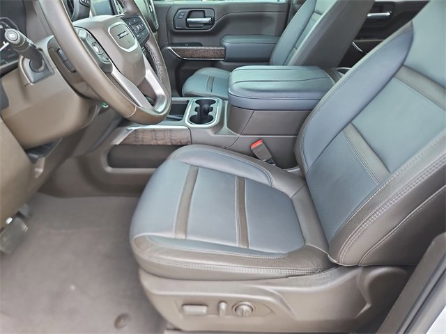 Used 2023 GMC Sierra 2500 Denali w/ Denali Ultimate Package image 18