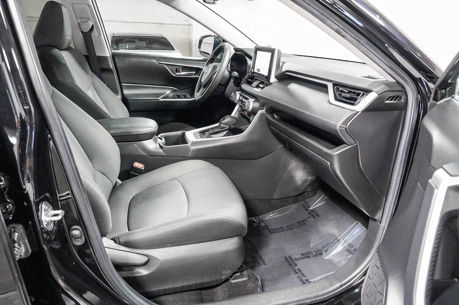 Certified 2023 Toyota RAV4 XLE w/ Convenience Package FWD image 18