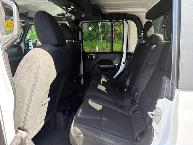 Used 2021 Jeep Gladiator Sport AWD/4WD image 16