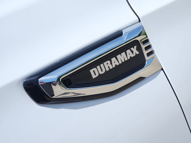 Used 2025 GMC Yukon Elevation AWD/4WD image 12