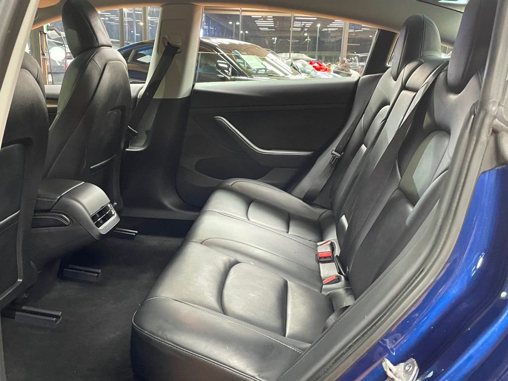 Used 2022 Tesla Model 3 image 15