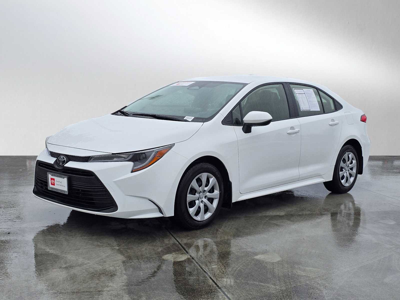 Certified 2026 Toyota Corolla LE image 3