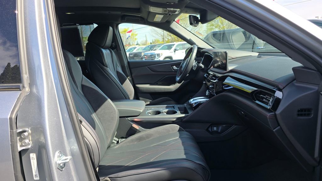 Used 2025 Acura MDX Type S image 10