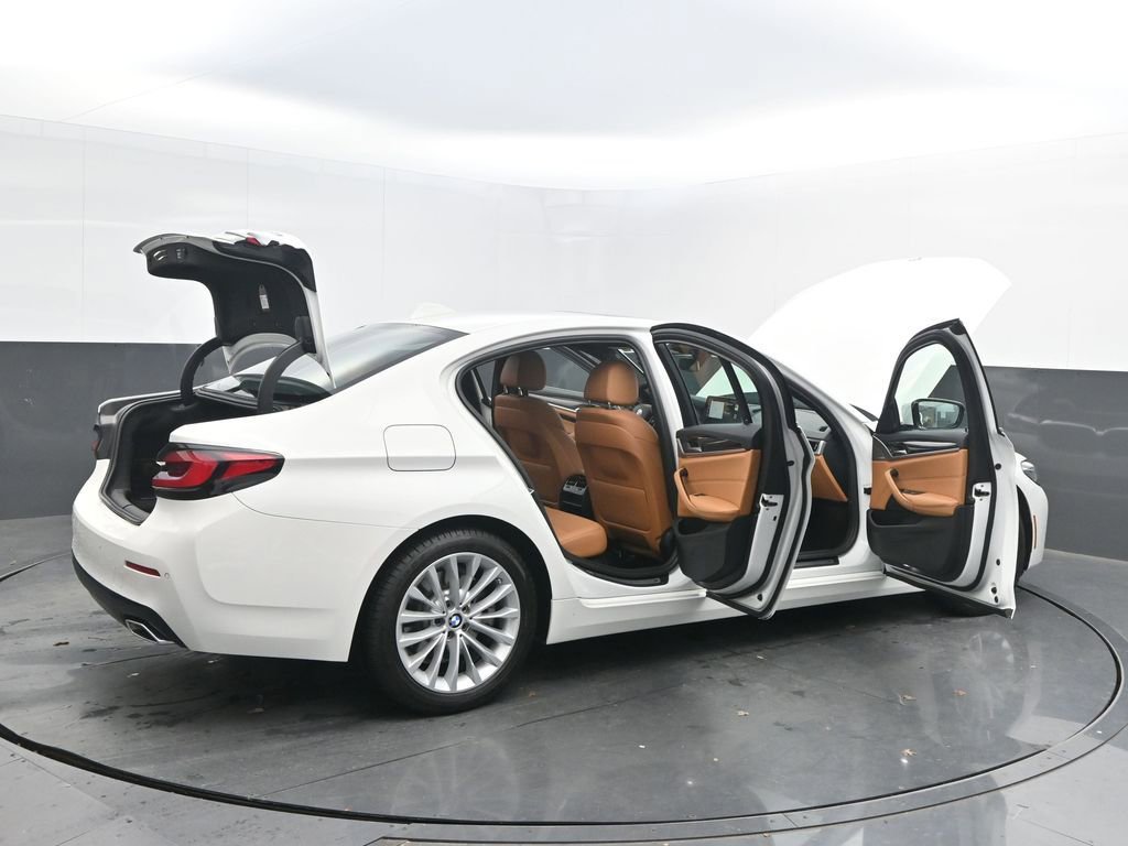 Certified 2023 BMW 530i w/ Convenience Package image 55