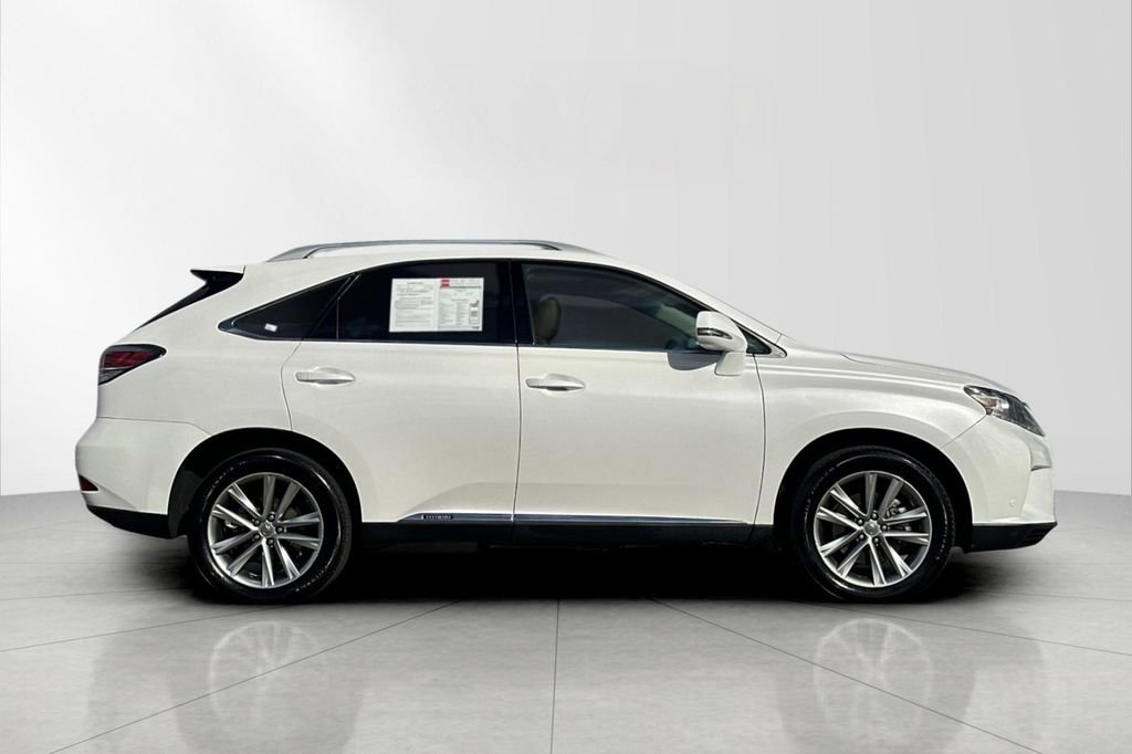 Used 2015 Lexus RX 450h AWD image 7