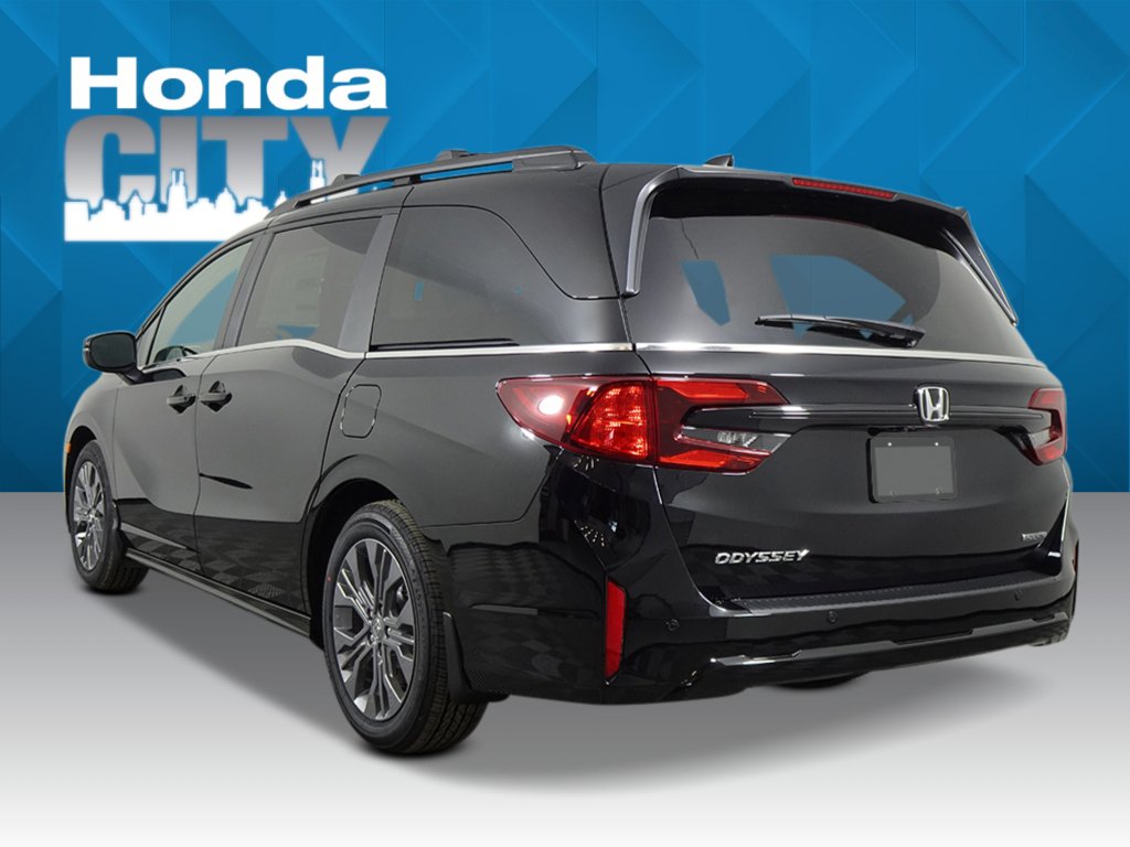 New 2027 Honda Odyssey Touring image 3