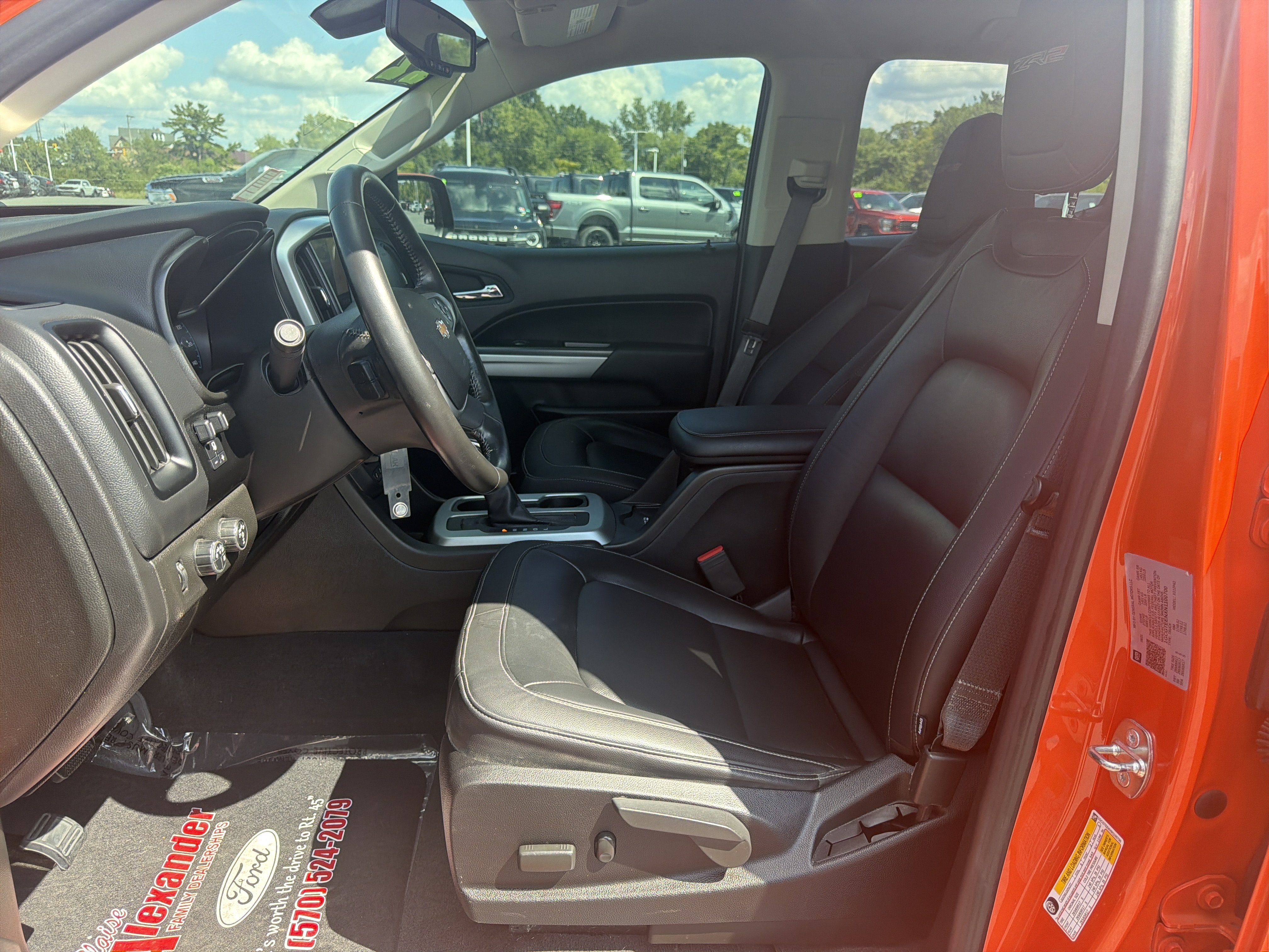 Used 2022 Chevrolet Colorado ZR2 w/ ZR2 Dusk Special Edition AWD/4WD image 12