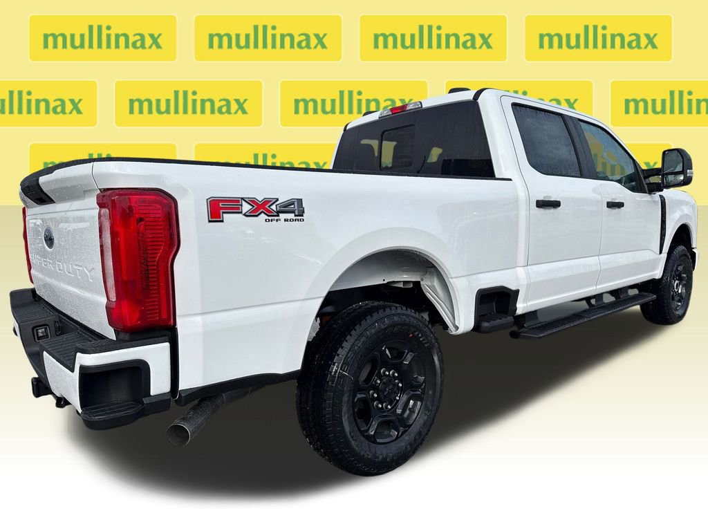 New 2026 Ford F250 4x4 Crew Cab Super Duty image 14