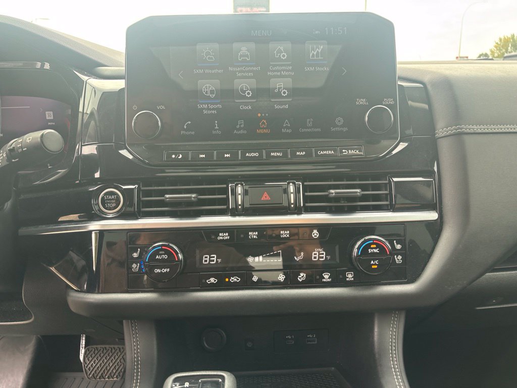 Used 2023 Nissan Pathfinder Platinum AWD/4WD image 17