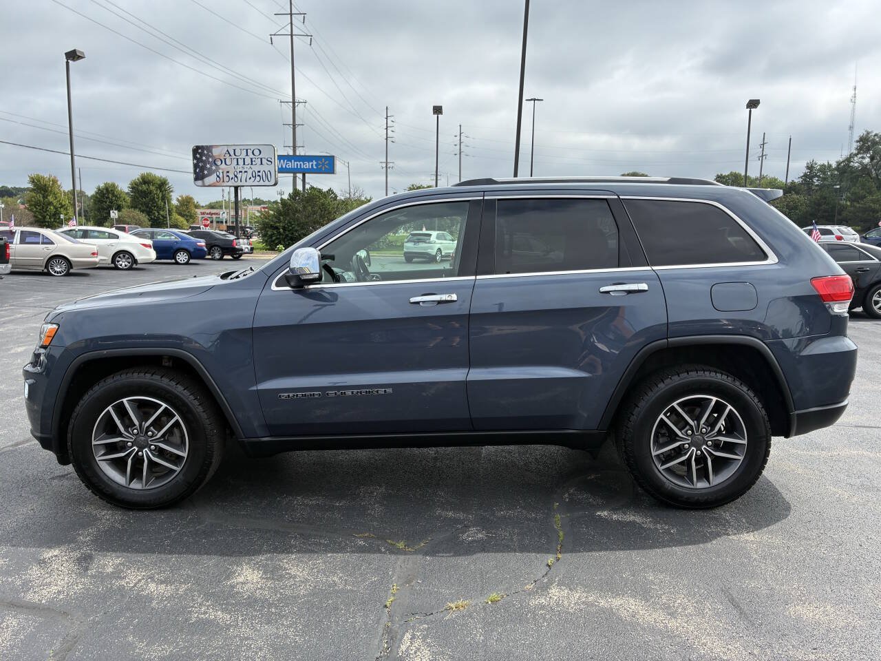 Used 2019 Jeep Grand Cherokee Limited AWD/4WD image 6