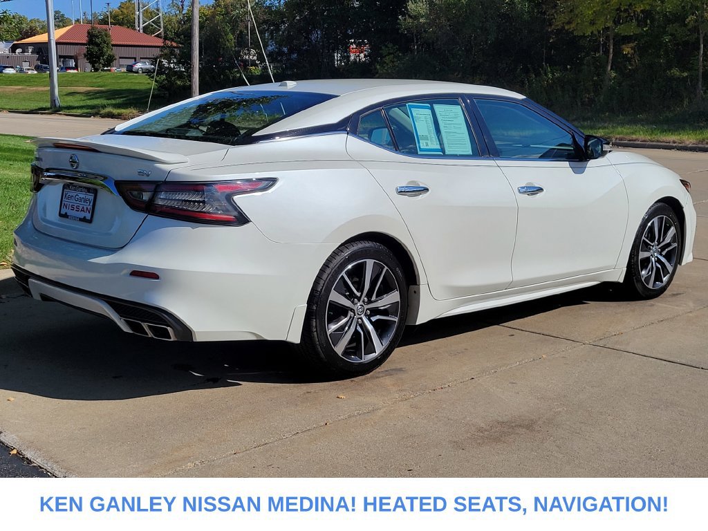 Used 2019 Nissan Maxima 3.5 SV w/ Floor Mat Group FWD image 3