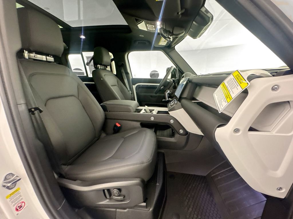 New 2026 Land Rover Defender 110 S AWD/4WD image 28