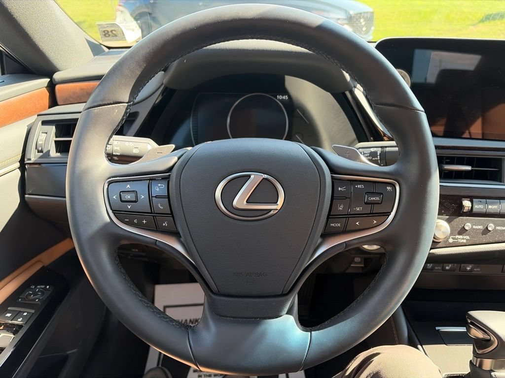 Used 2024 Lexus ES 350 w/ Premium Package FWD image 5