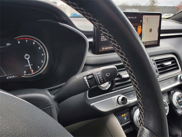 Used 2022 Genesis G70 2.0T image 14