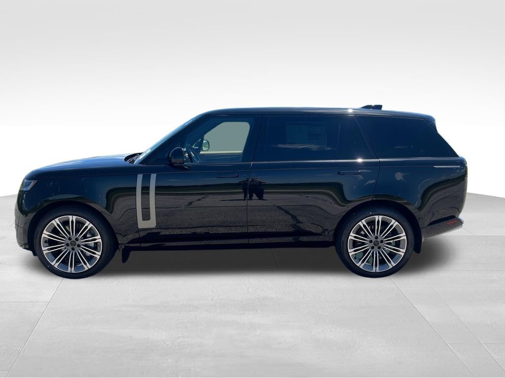 New 2026 Land Rover Range Rover Long Wheelbase SE AWD/4WD image 2