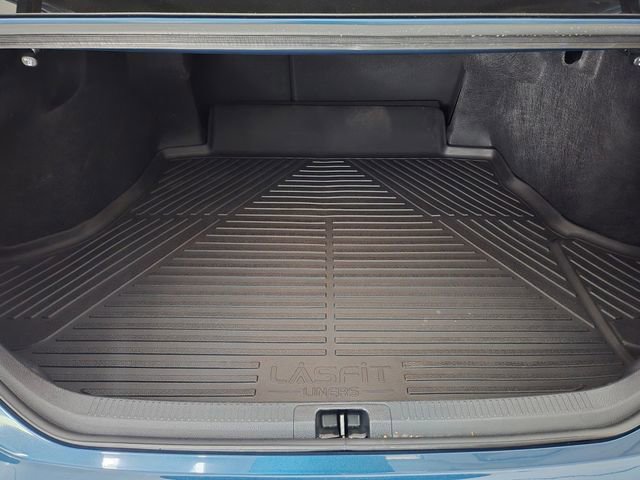 Used 2025 Toyota Camry SE FWD image 25