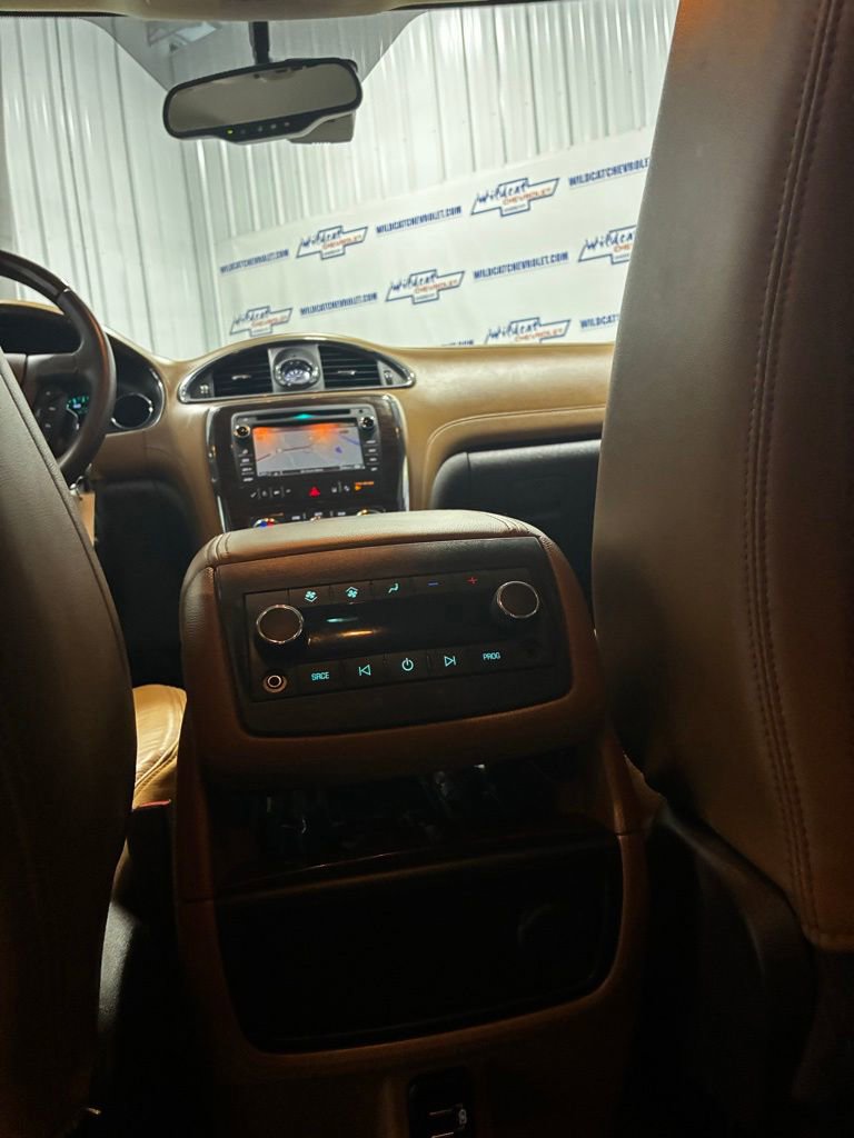 Used 2017 Buick Enclave Premium w/ Enclave Tuscan Edition FWD image 34