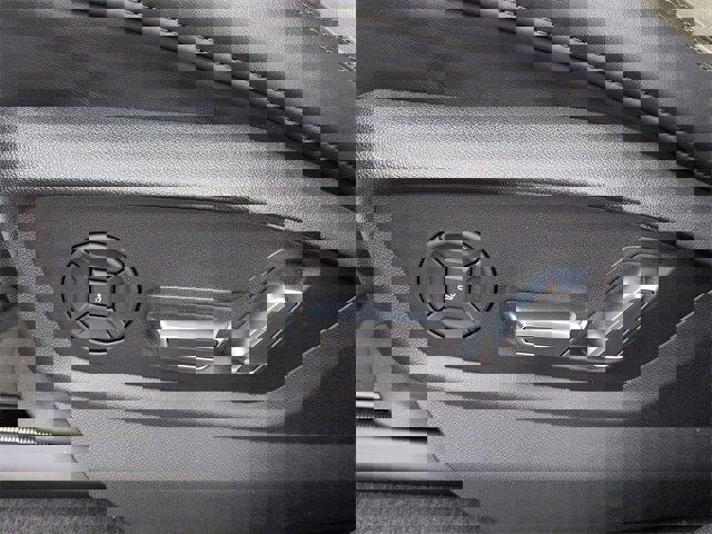 Used 2019 Audi Q8 Prestige w/ Luxury Package image 16