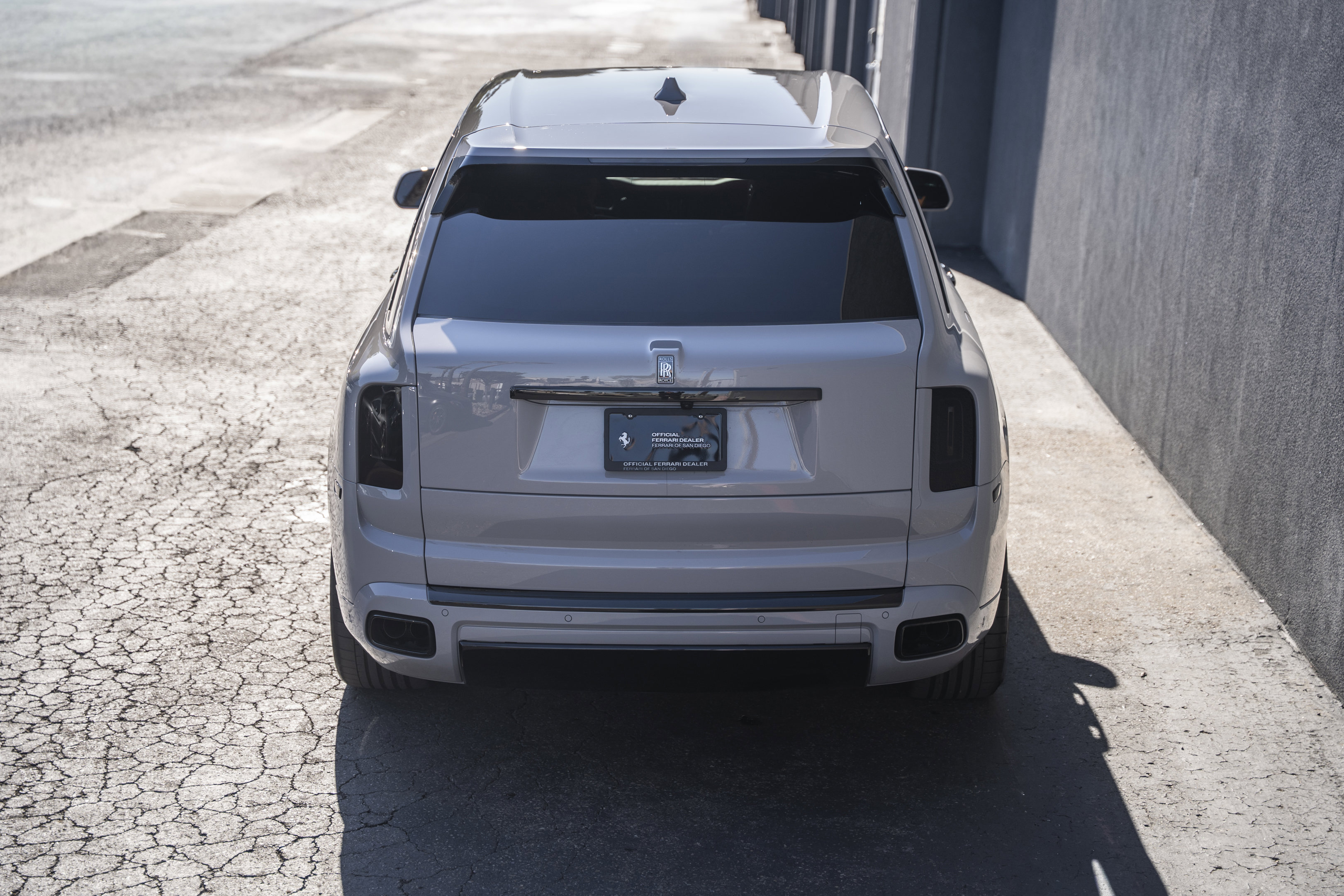 Used 2023 Rolls-Royce Cullinan Black Badge w/ Leather Finishing Pack image 4