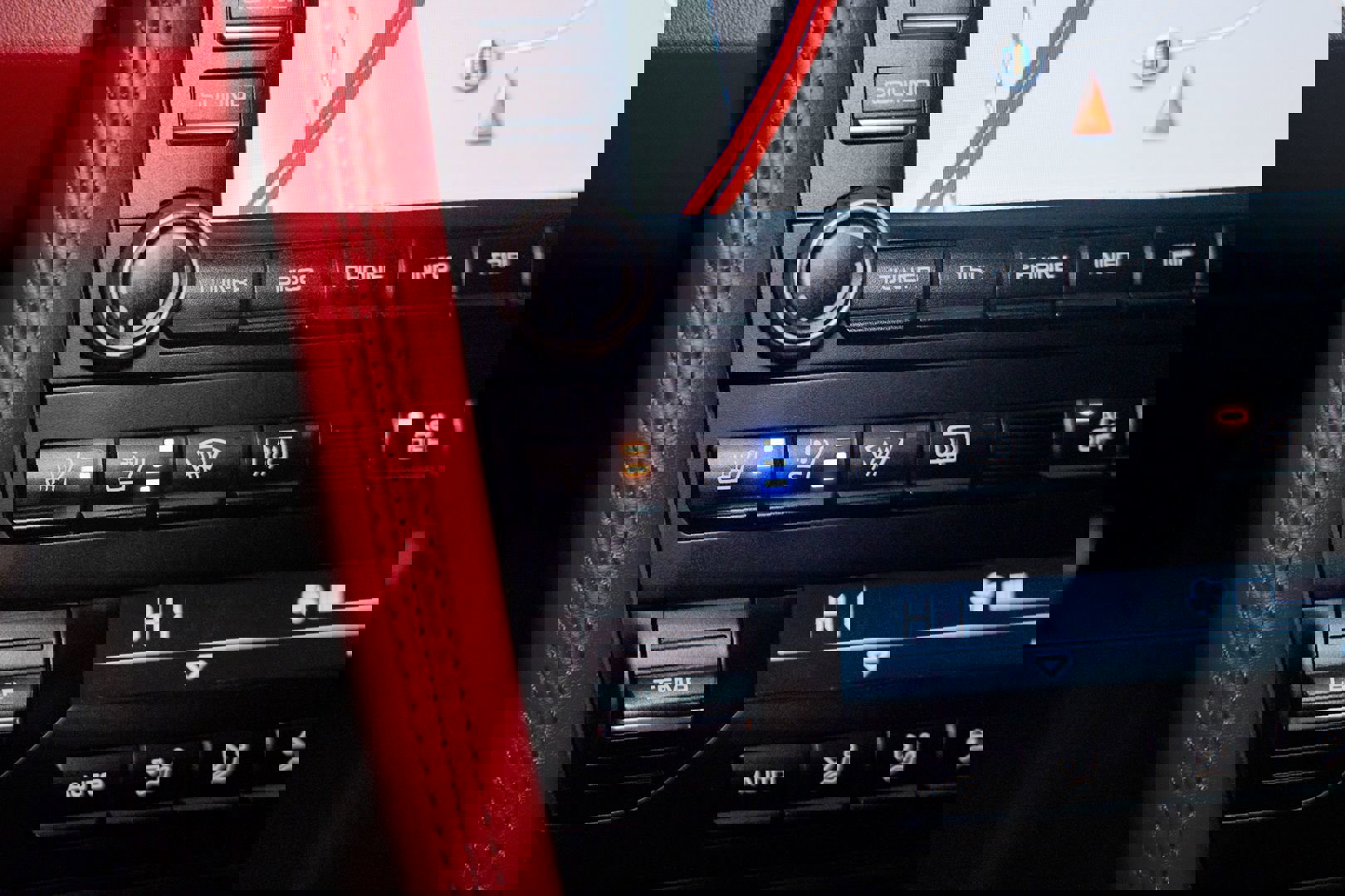 Used 2010 Porsche 911 Carrera image 36