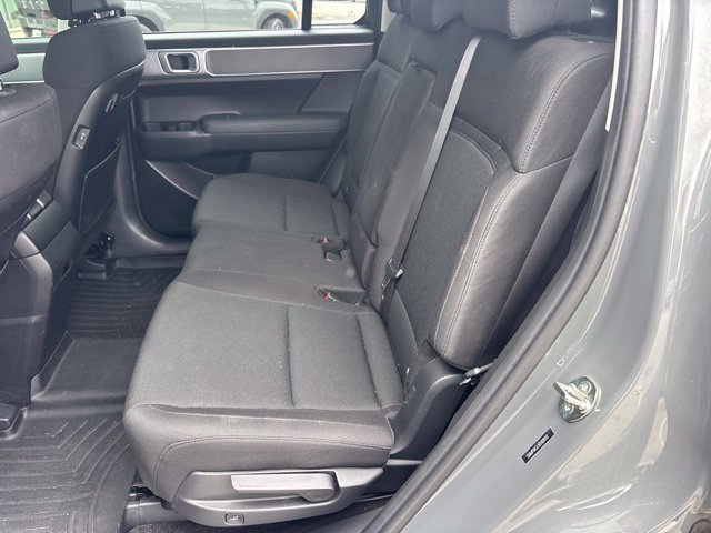 Used 2024 Hyundai Santa Fe SE FWD image 5