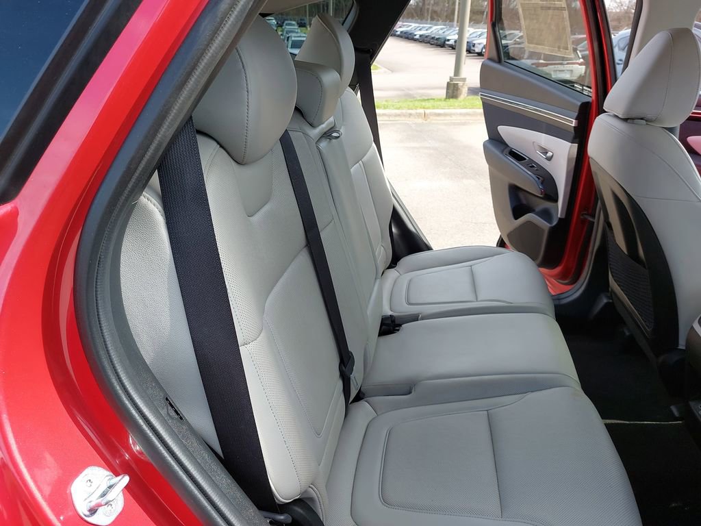 Used 2022 Hyundai Tucson Limited image 12
