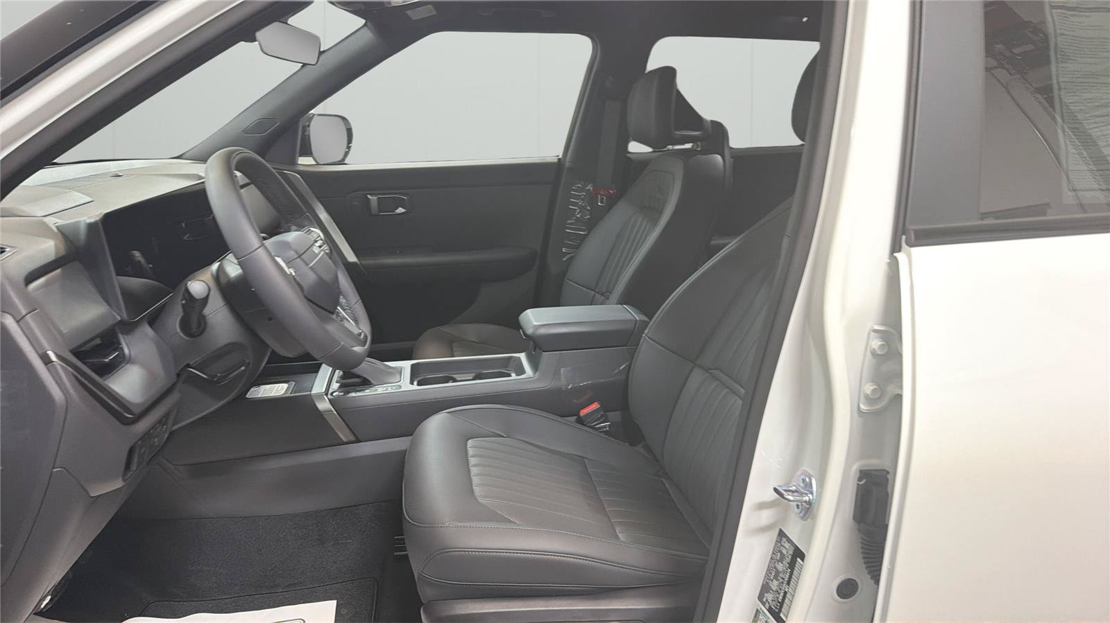 New 2027 Kia Seltos X-Line S w/ X-Line S Premium Package AWD/4WD image 10