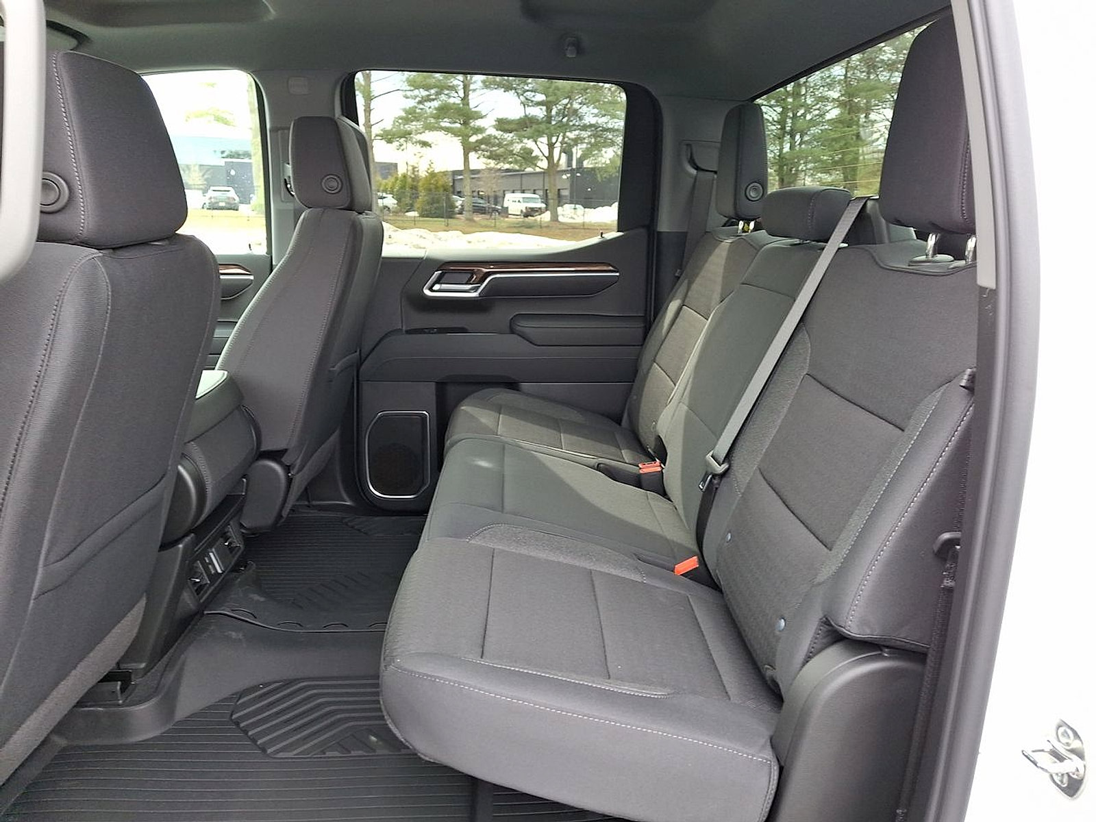 New 2026 Chevrolet Silverado 1500 LT w/ Z71 Off-Road Package image 13