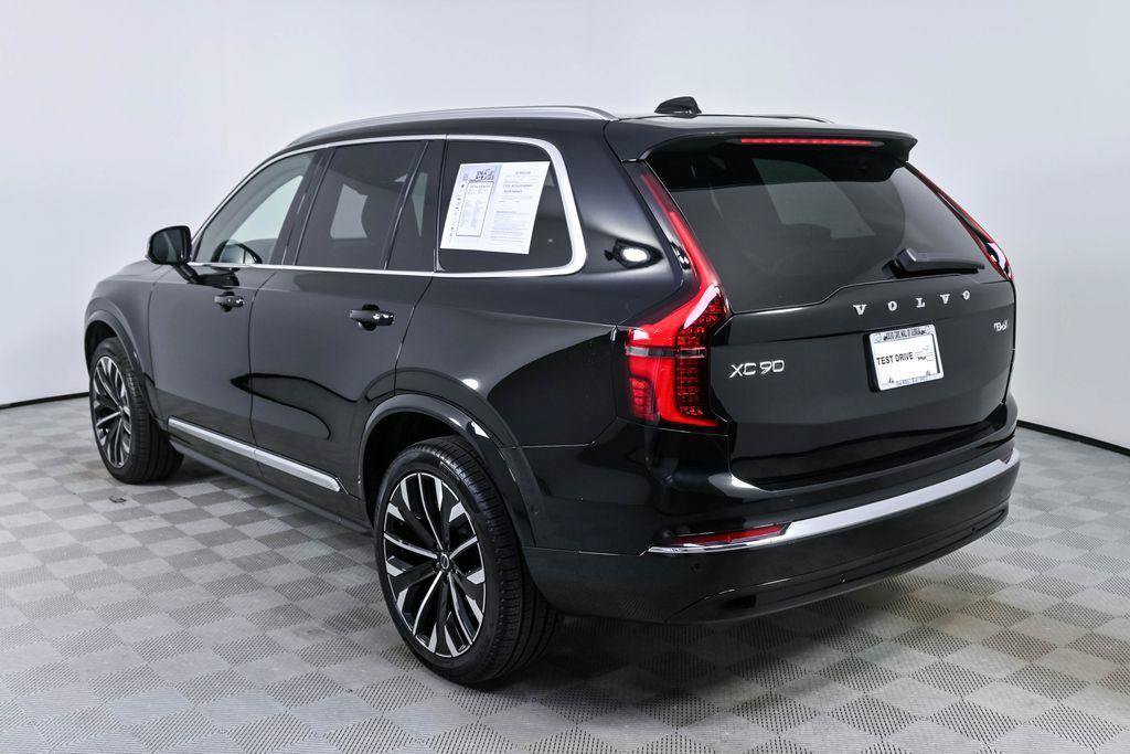 Certified 2026 Volvo XC90 B6 Ultra AWD/4WD image 4