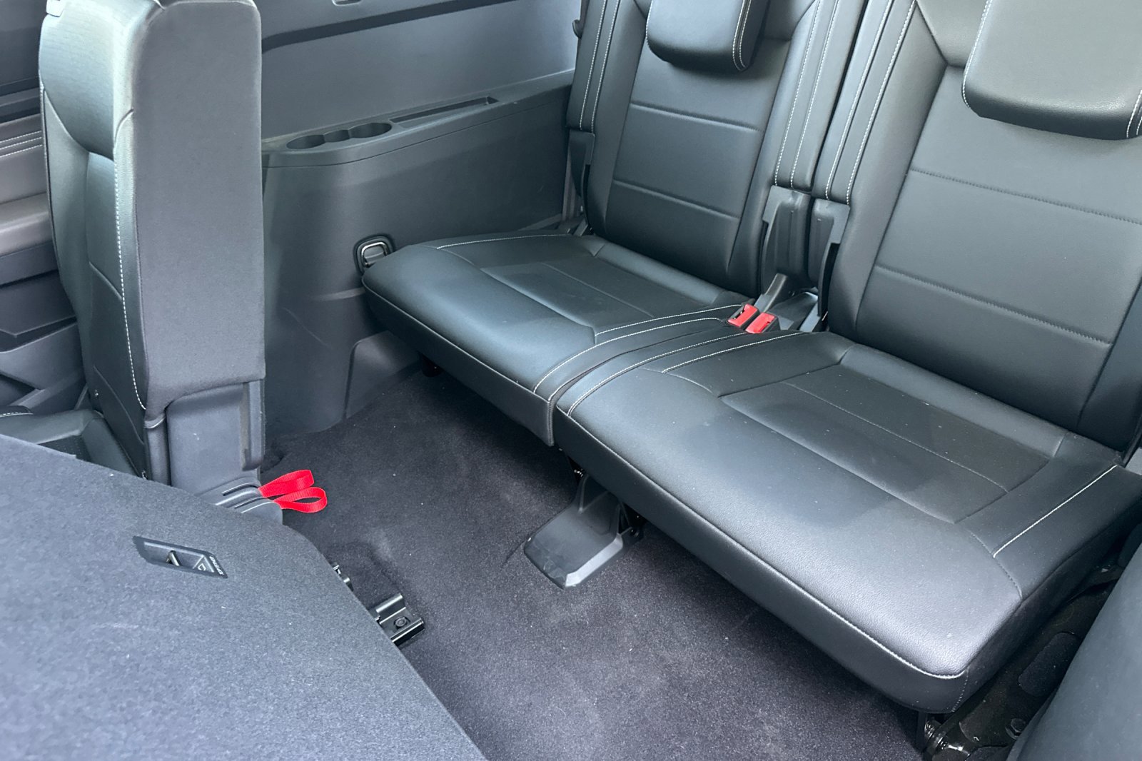 Used 2021 Volkswagen Atlas SE image 15